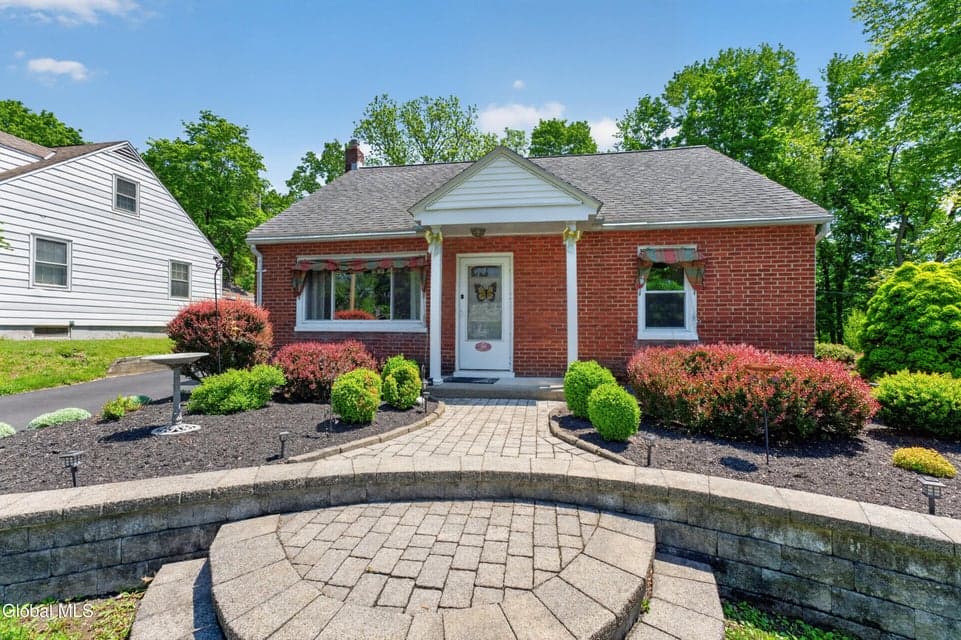 20 Bolivar Avenue, Troy, NY, photo 5