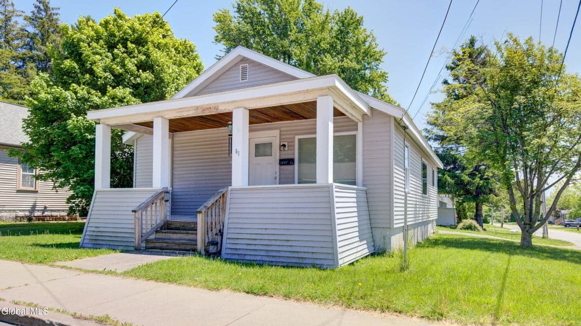 261 Church Street, Amsterdam, NY, photo 3