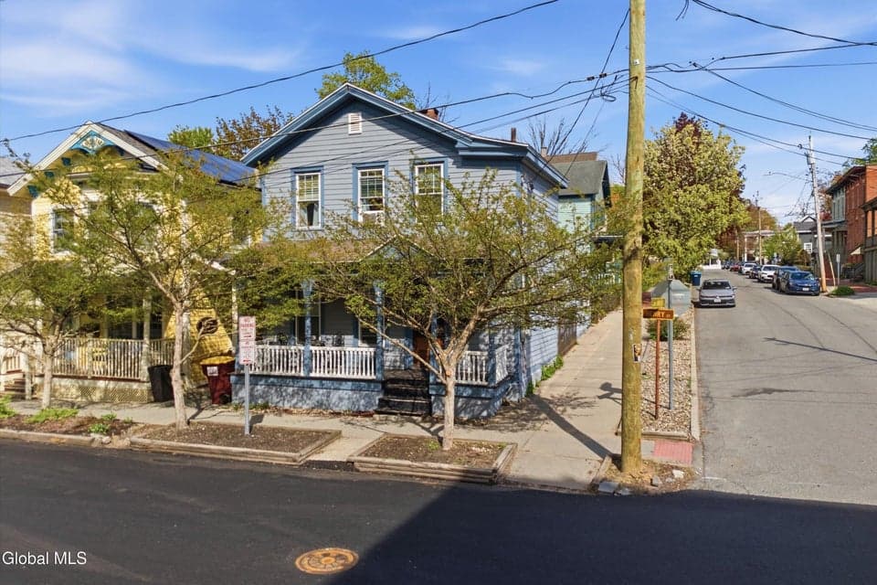 56 Henry Street, Saratoga Springs, NY, photo 1