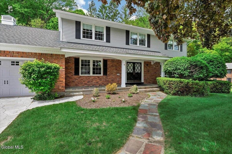 8 Upper Ball Court, Menands, NY, photo 3