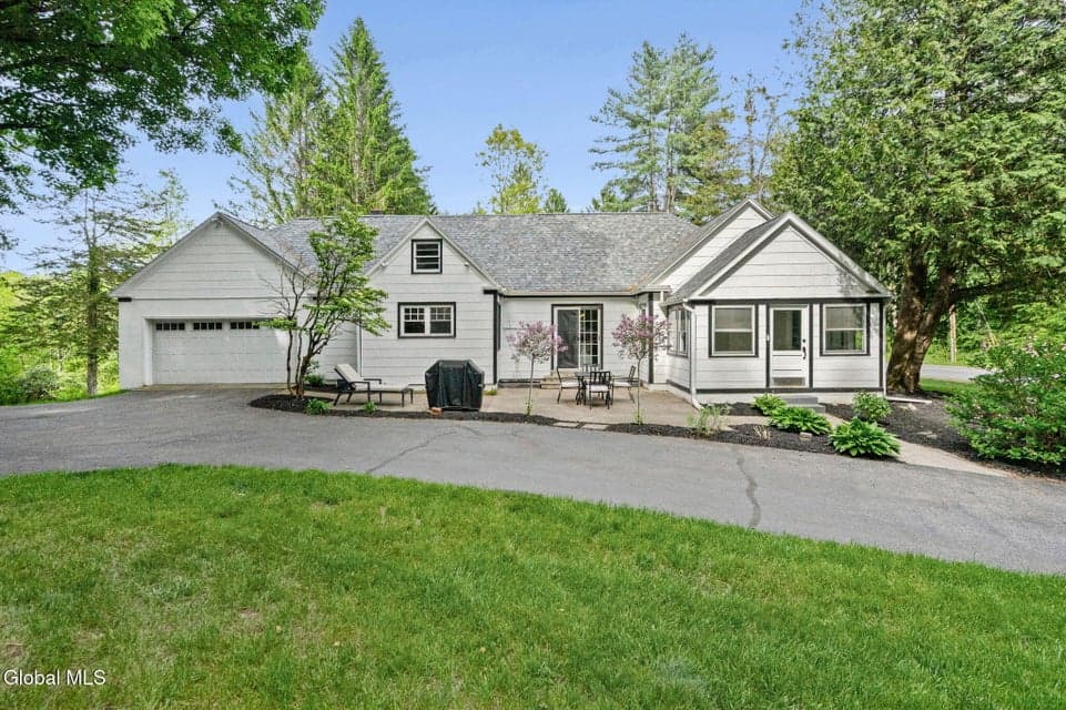 274 Northern Pines Road, Wilton, NY, photo 1