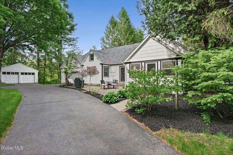 274 Northern Pines Road, Wilton, NY, photo 2