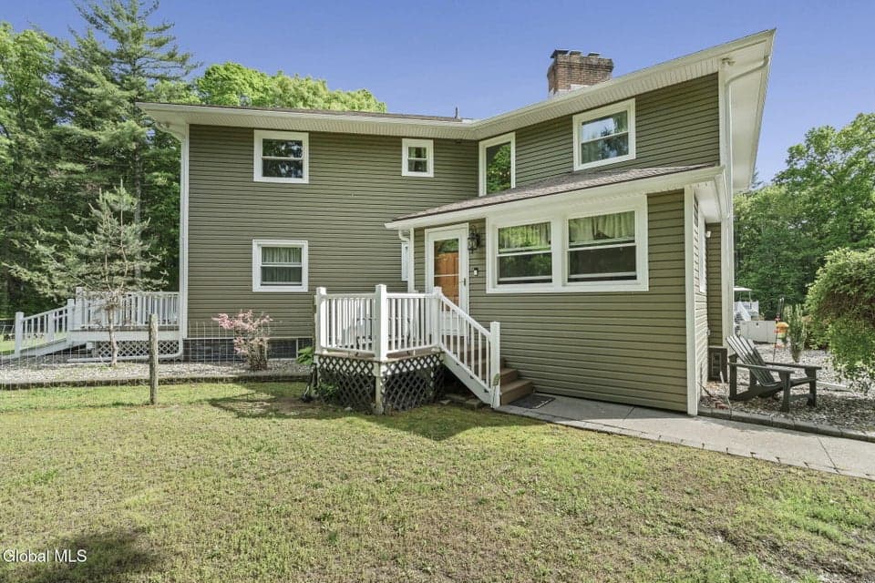 31 Skyline Drive, Schaghticoke, NY, photo 1