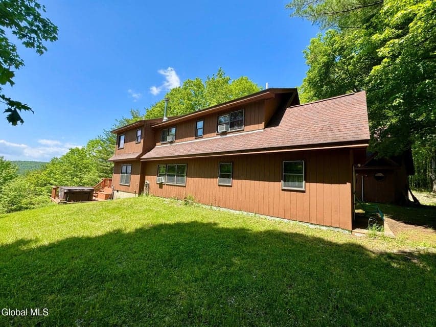 17 Ridgecrest Way, Whitehall, NY, photo 3