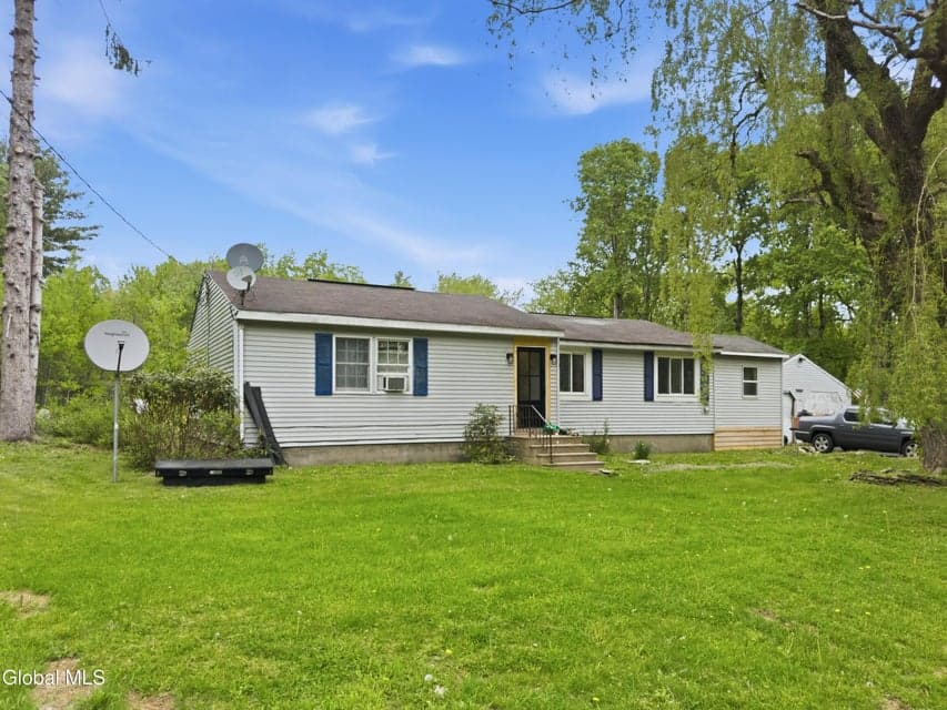 364 County Route 410, Westerlo, NY, photo 3