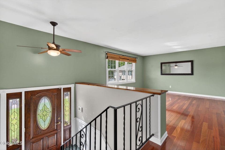 19 Midway Drive, Colonie, NY, photo 5