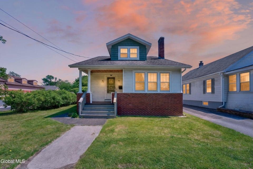 32 Osborne Road, Colonie, NY, photo 1