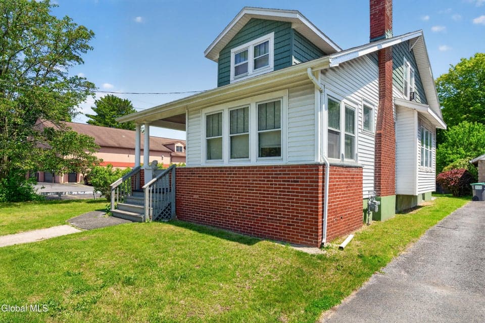 32 Osborne Road, Colonie, NY, photo 2
