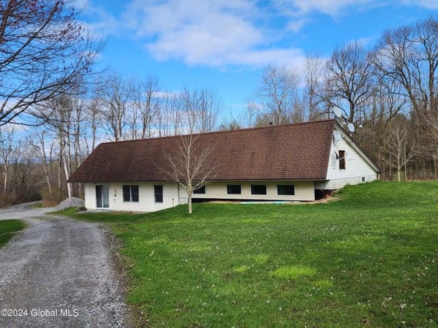 1382 Carlisle Road, Root, NY, photo 2