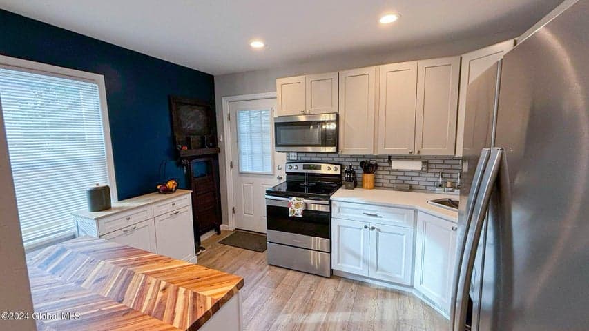 74 MacArthur Drive, Glenville, NY, photo 5
