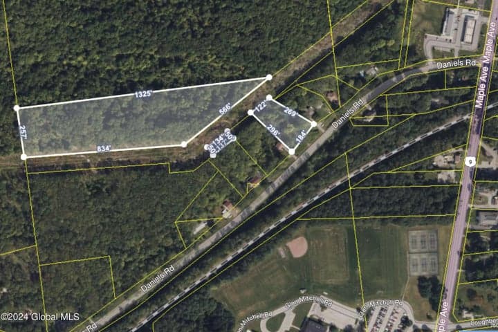 25 Daniels Road, Greenfield, NY, photo 2