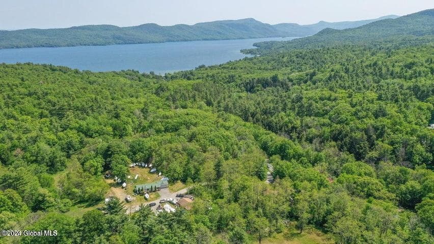 25/26 Sunset Hill, Hague, NY, photo 3