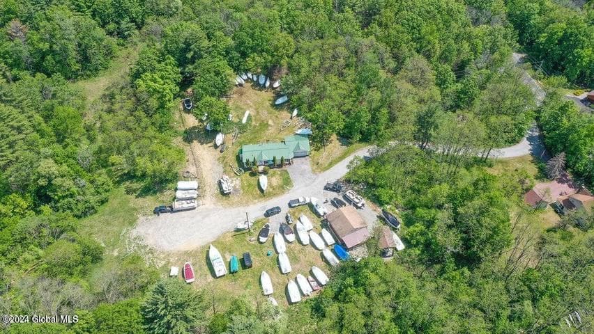 25/26 Sunset Hill, Hague, NY, photo 4