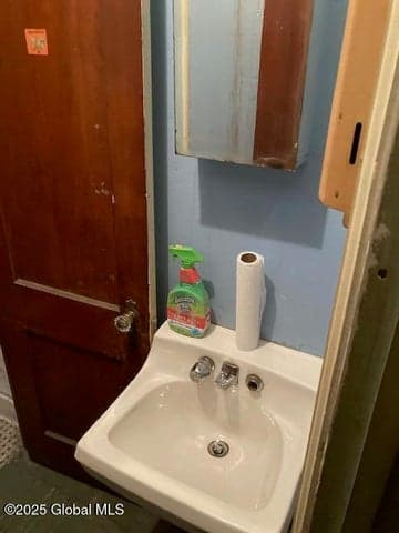 323 5th Avenue, Troy, NY, photo 5