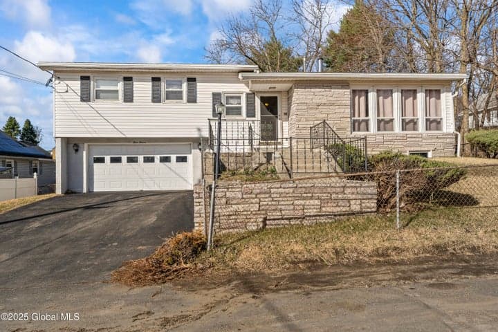 311 Belgrade Street, Schaghticoke, NY, photo 2
