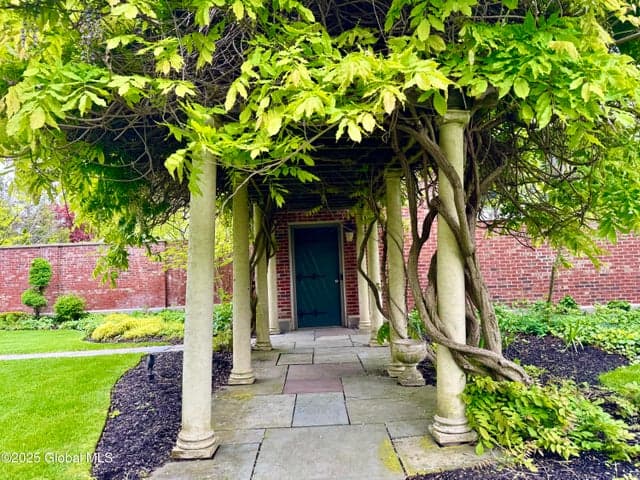 170-176 Woodlawn Avenue, Saratoga Springs, NY, photo 5