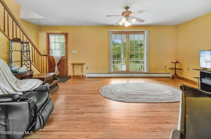18 Johnson Lane, Poestenkill, NY, photo 3