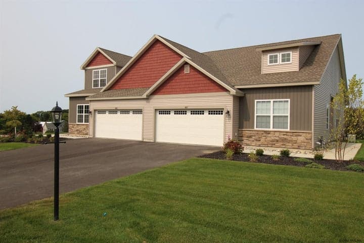 2601 Brianna Boulevard, North Greenbush, NY, photo 4