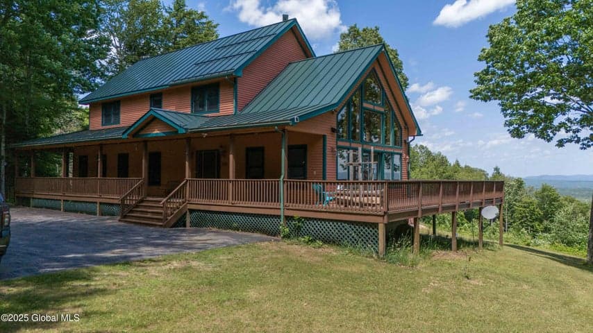 102 Taylor Court, Mayfield, NY, photo 5