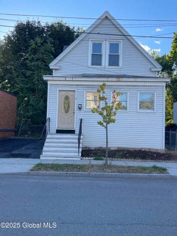 2 Sand Street, Albany, NY, photo 1