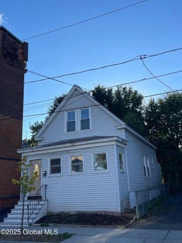 2 Sand Street, Albany, NY, photo 3