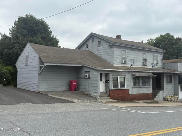 59 Montcalm Street, Ticonderoga, NY, photo 4