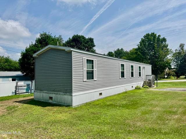201 Ash Street, Corinth, NY, photo 2