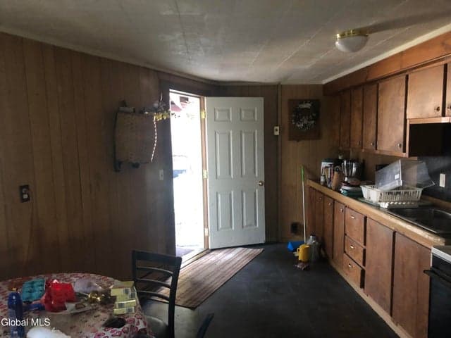 37 Water Street, Tupper Lake, NY, photo 4