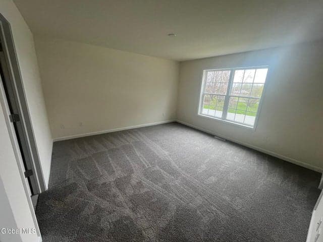 29 Walke Way, Halfmoon, NY, photo 4