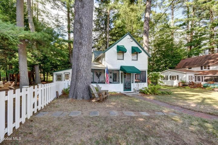 134 Lincoln Avenue, Northampton, NY, photo 4