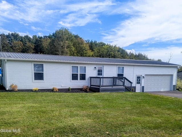 103 Dons Folly Road, Oppenheim, NY, photo 1