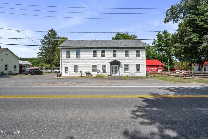 319 Speigletown Road, Schaghticoke, NY, photo 2