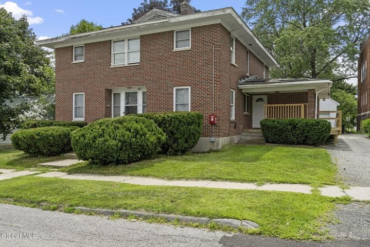 4 Nicholas Street, Johnstown, NY, photo 1