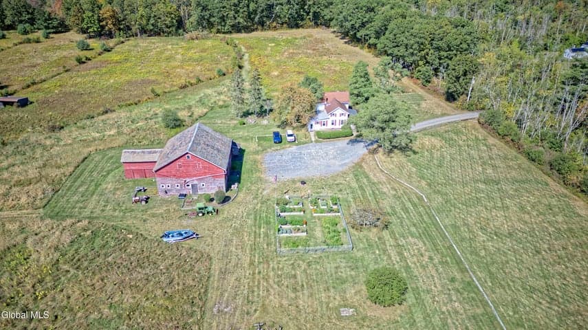 100 Bally Bay Lane, Guilderland, NY, photo 3