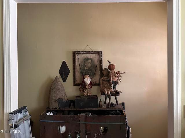 6 Ingersoll Avenue, Schenectady, NY, photo 3