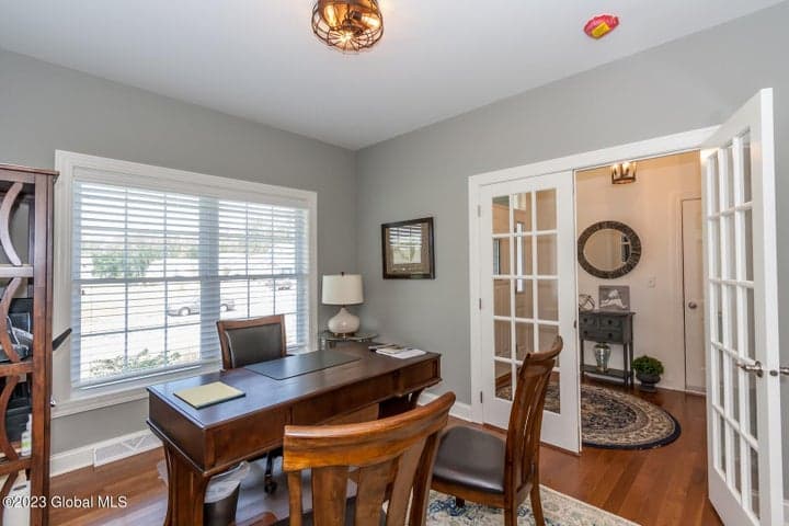 90 Lakepointe Way, Stillwater, NY, photo 4