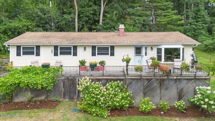 38 Green Acres Road, Greenport, NY, photo 1