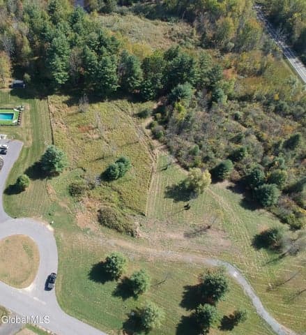 4 Vittorio Trail, Clifton Park, NY, photo 2