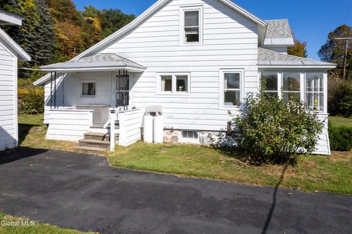 355 County Highway 123, Mayfield, NY, photo 3
