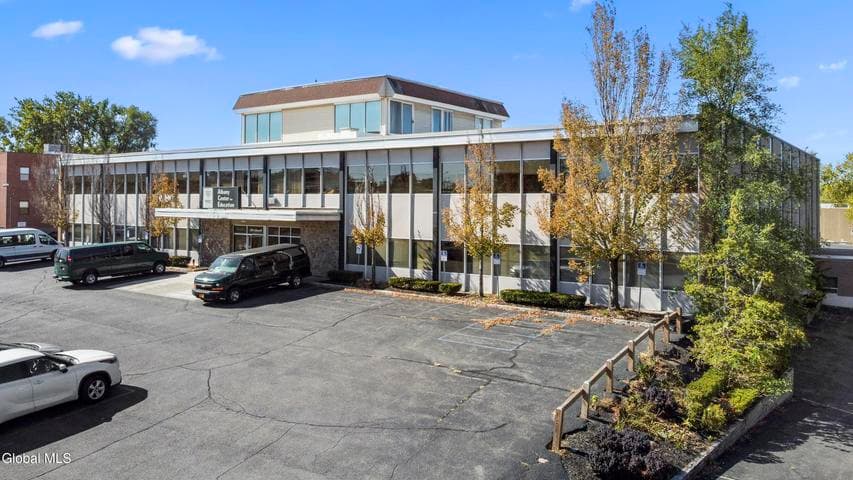 32 N Russell Road, Albany, NY, photo 4