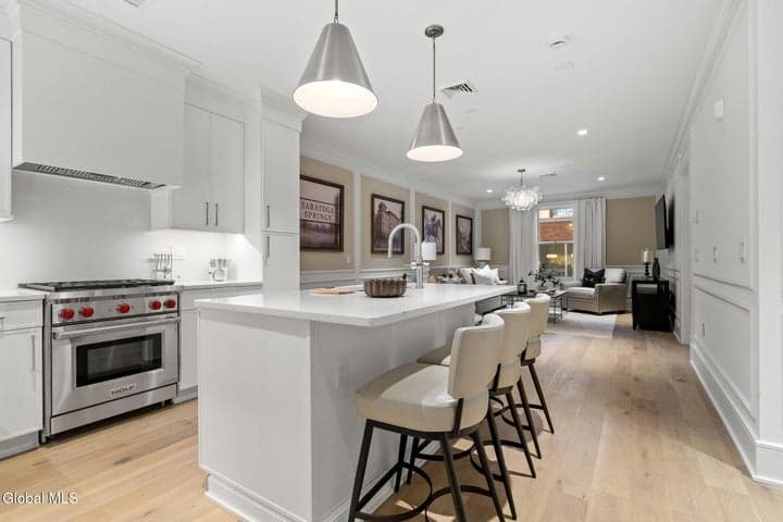 19 Washington Street #254 B2, Saratoga Springs, NY, photo 3