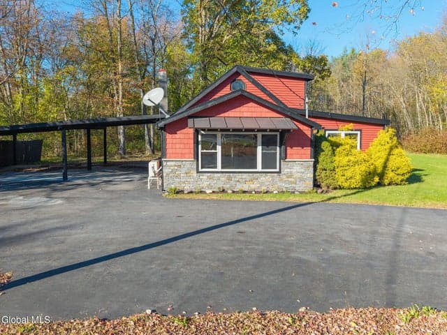 487 Malta Avenue, Malta, NY, photo 2