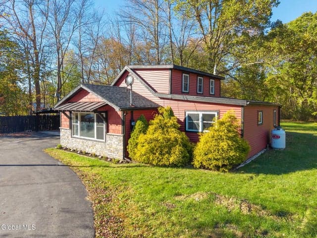 487 Malta Avenue, Malta, NY, photo 1