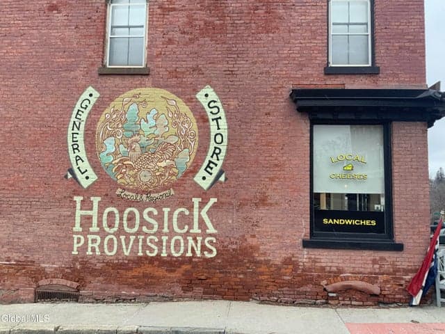 15 Church Street, Hoosick Falls, NY, photo 2