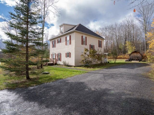 77 Brookside Drive, Hunter, NY