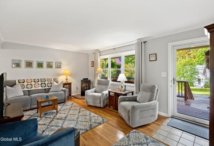 7 Gick Road, Saratoga Springs, NY, photo 4