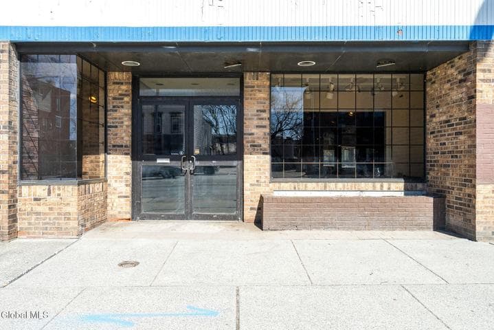 233 Central Avenue, Albany, NY, photo 3