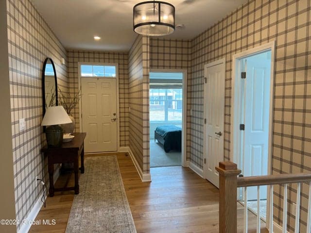 63 Daintree Drive, Wilton, NY, photo 4