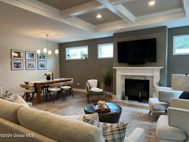63 Daintree Drive, Wilton, NY, photo 5