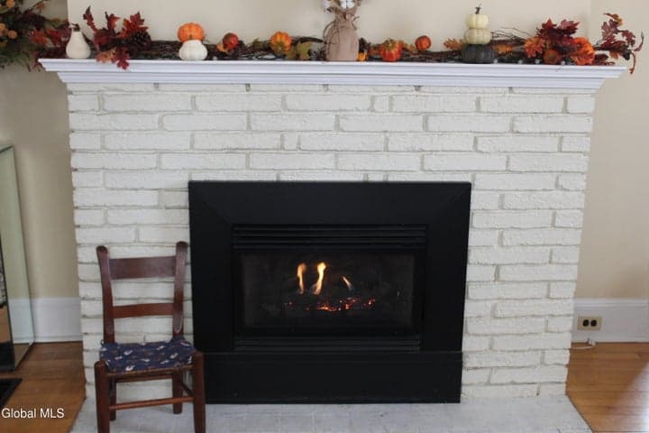 33 Coolidge Avenue, Glens Falls, NY, photo 3